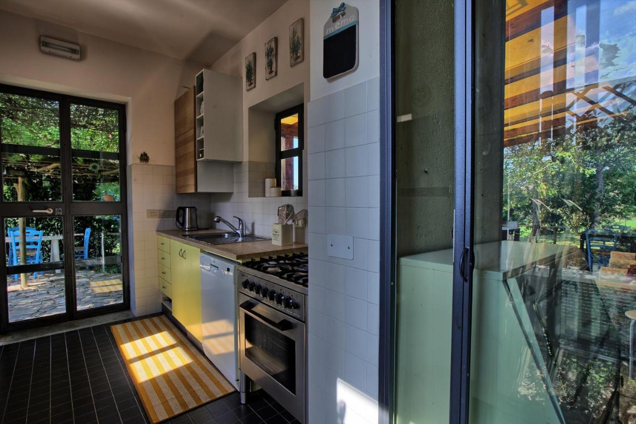 Grande Villa Storica Per Vacanze Con Giardino Privato E Piscina Ostra Exteriér fotografie