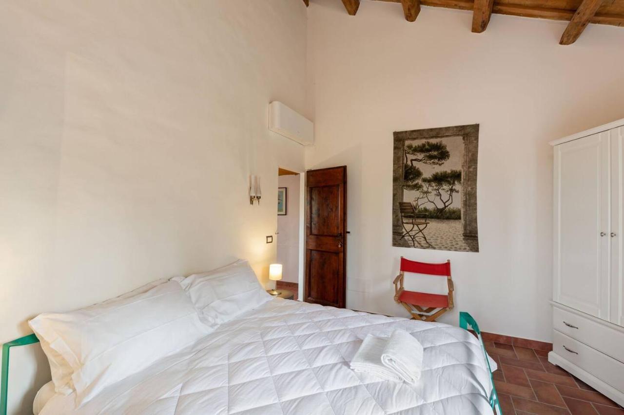 Grande Villa Storica Per Vacanze Con Giardino Privato E Piscina Ostra Exteriér fotografie